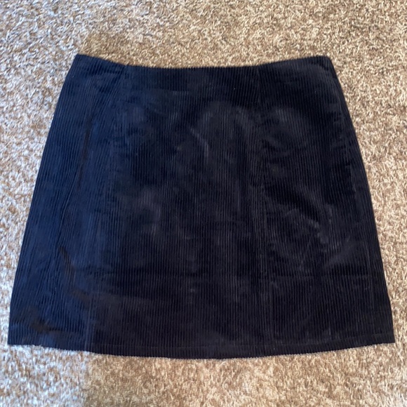 Corduroy Black skirt - Picture 2 of 3